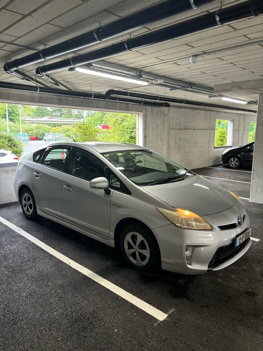 2012 Toyota Prius - Image 2