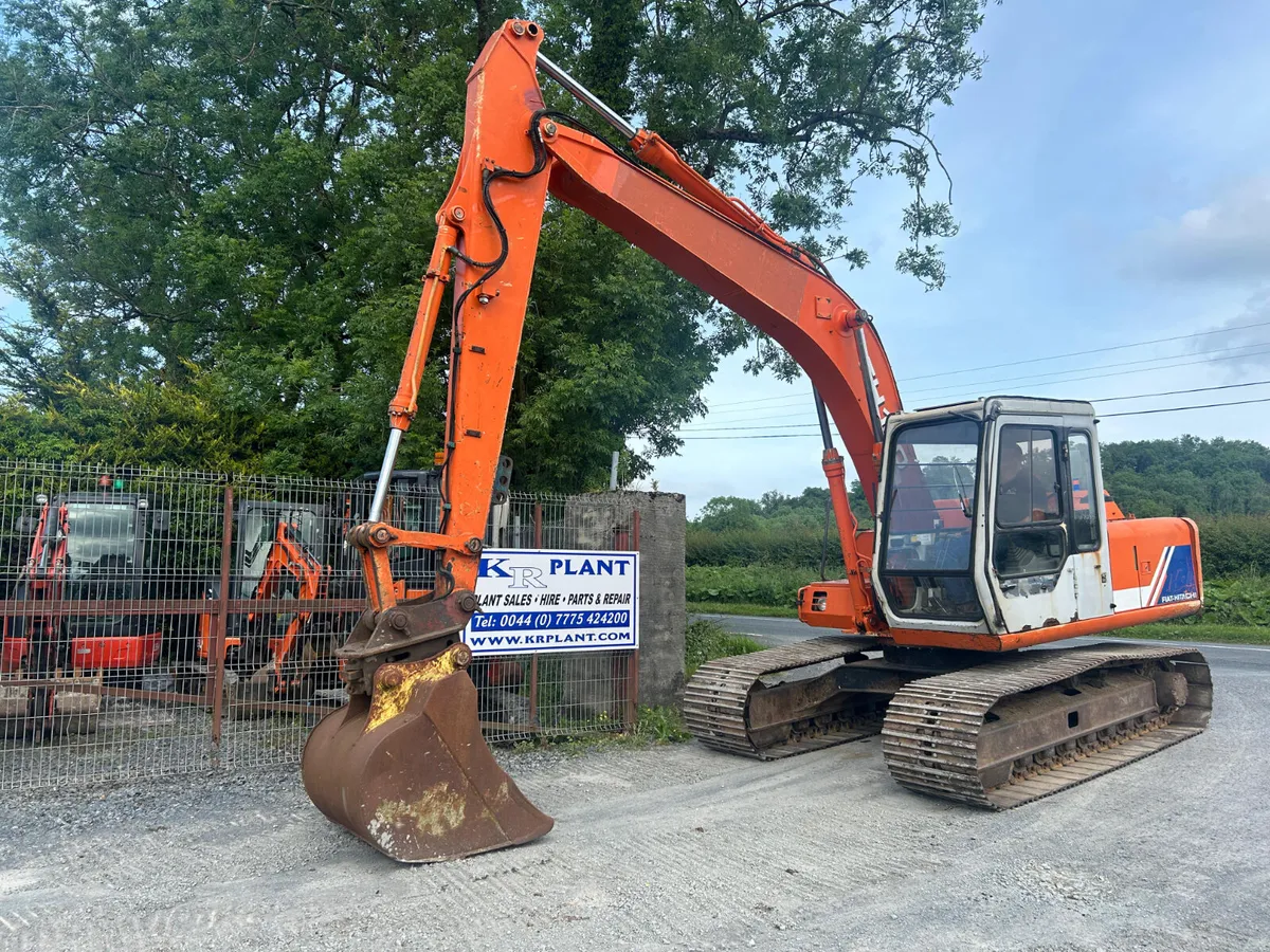 Fiat Hitachi FH130-3  Year 1997 - Image 1