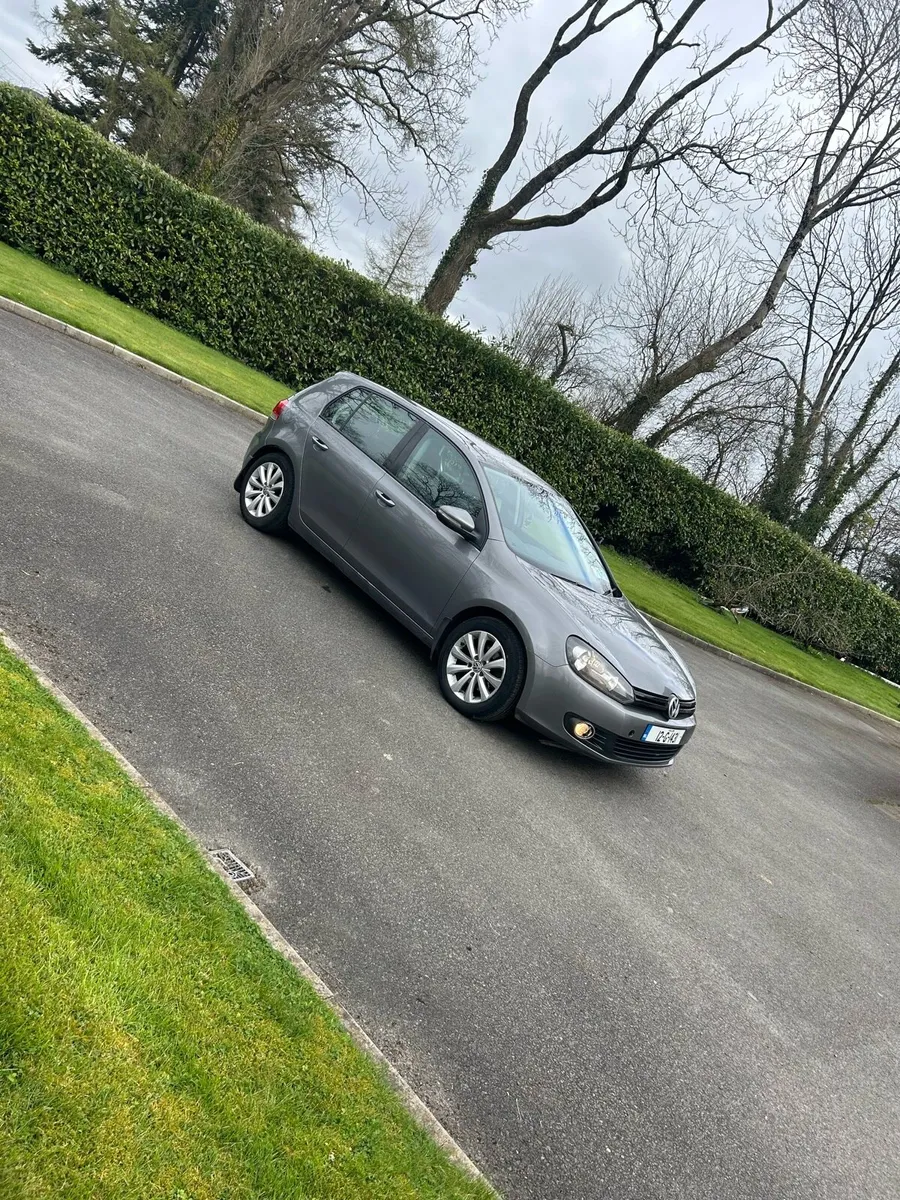 Volkswagon golf - Image 2