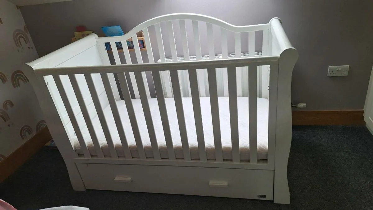 Cot bed and mattress