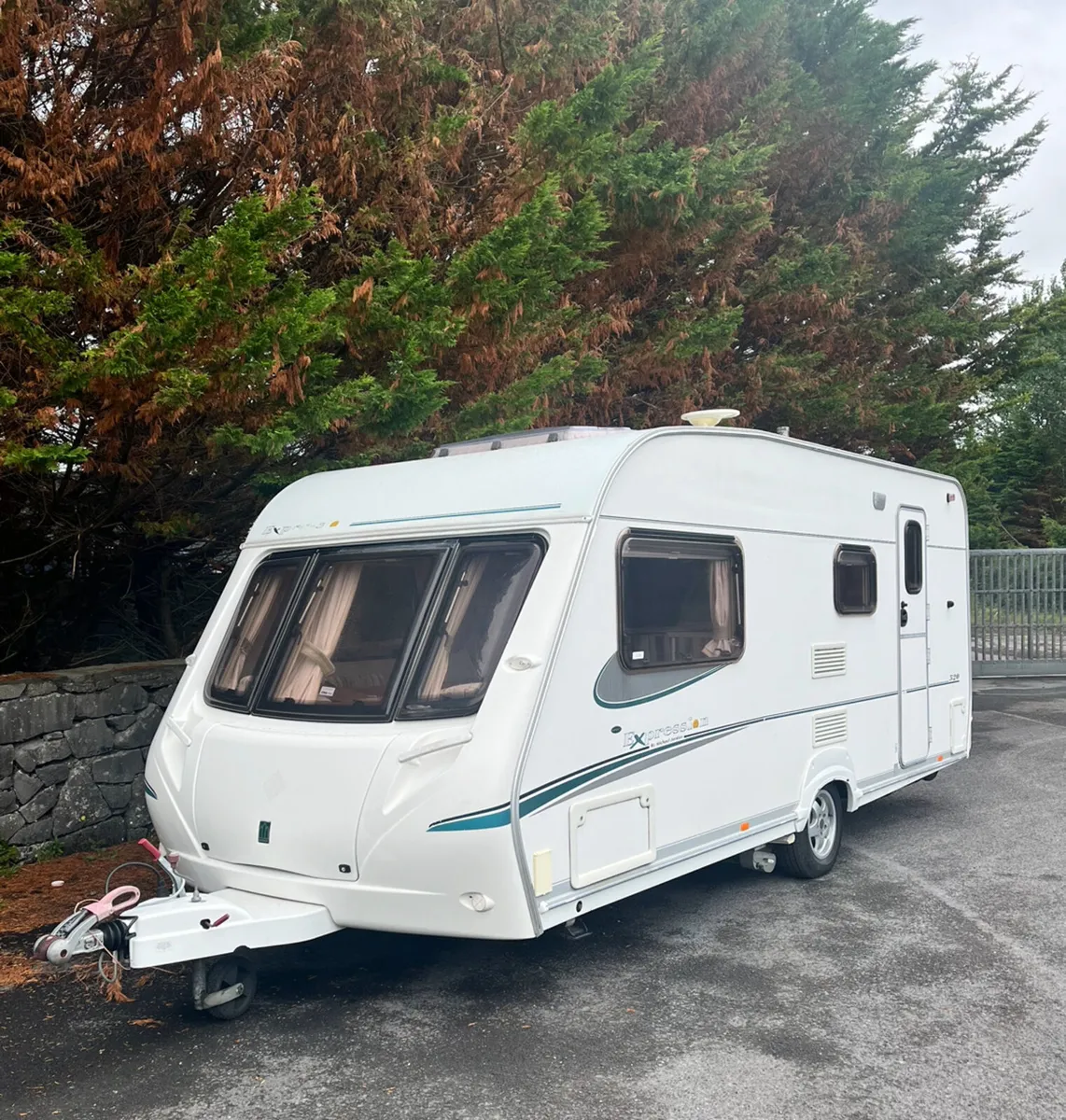 Caravan - Image 1