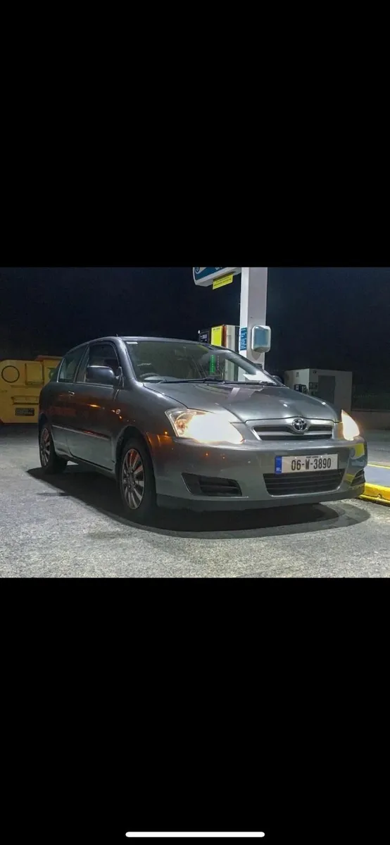 Toyota Corolla 2006 - Image 2