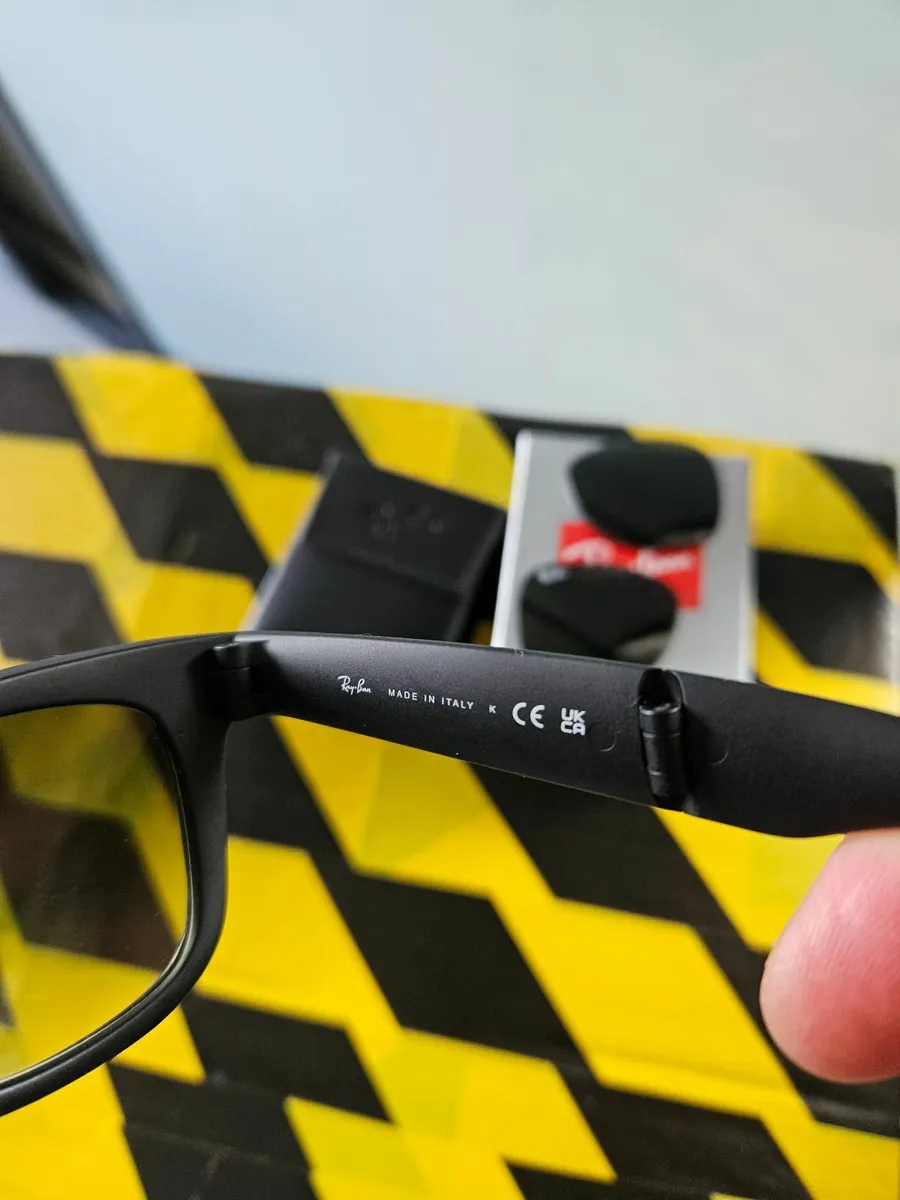 rayban folding sunglass - Image 4
