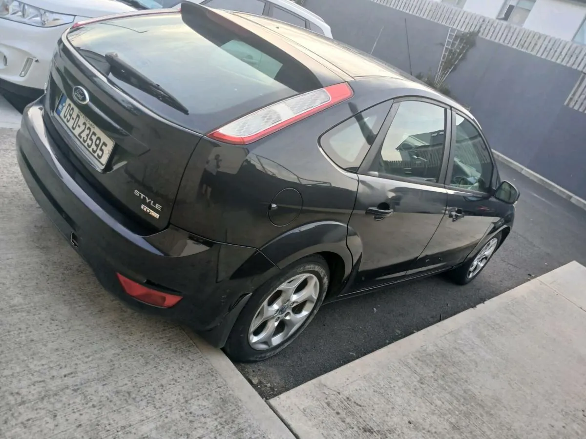Ford focus - Image 4