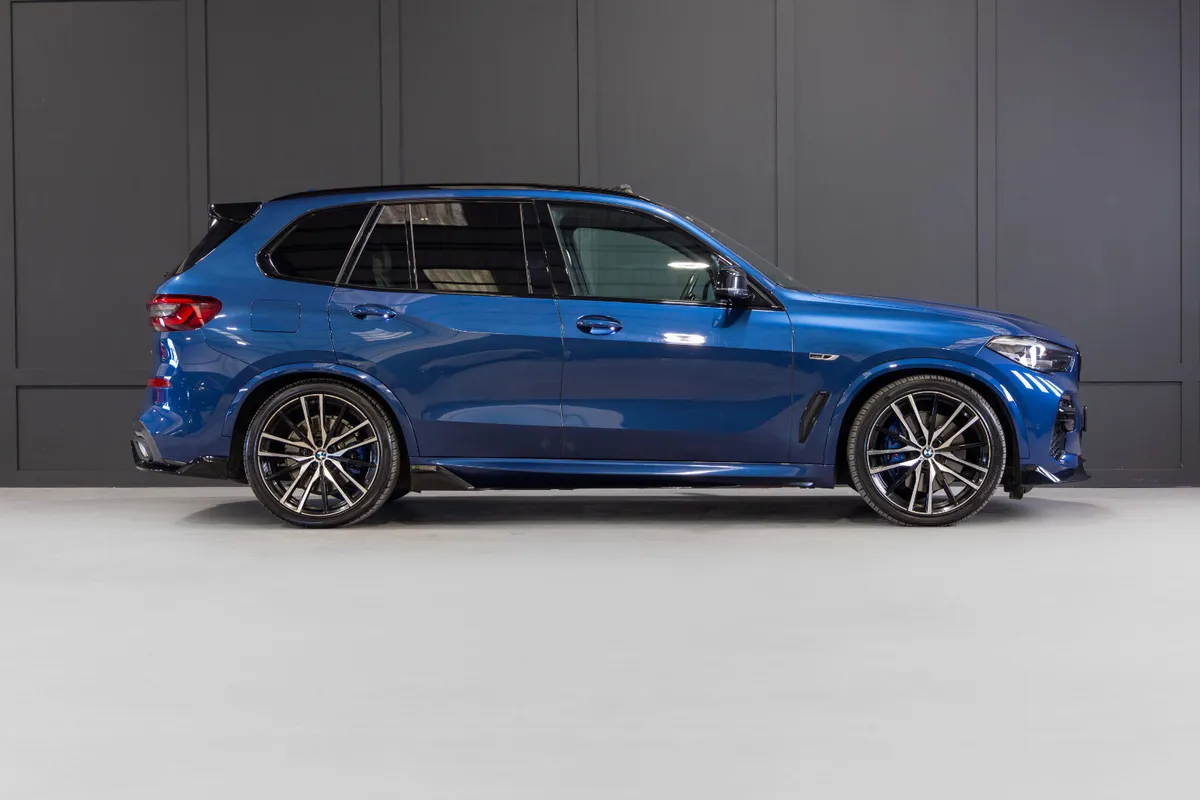 222 BMW X5 X-Drive 45e M-Sport 5 Seat N1 Crewcab - Image 2