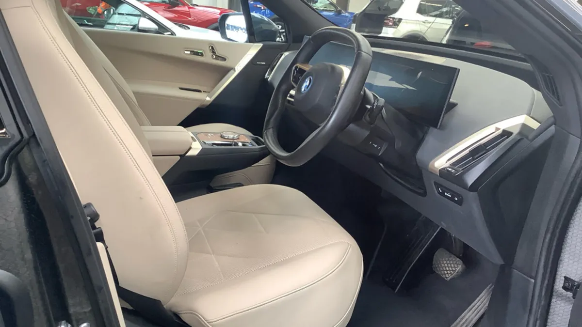 BMW IX XDRIVE40 M SPORT // HIGH SPEC - Image 2