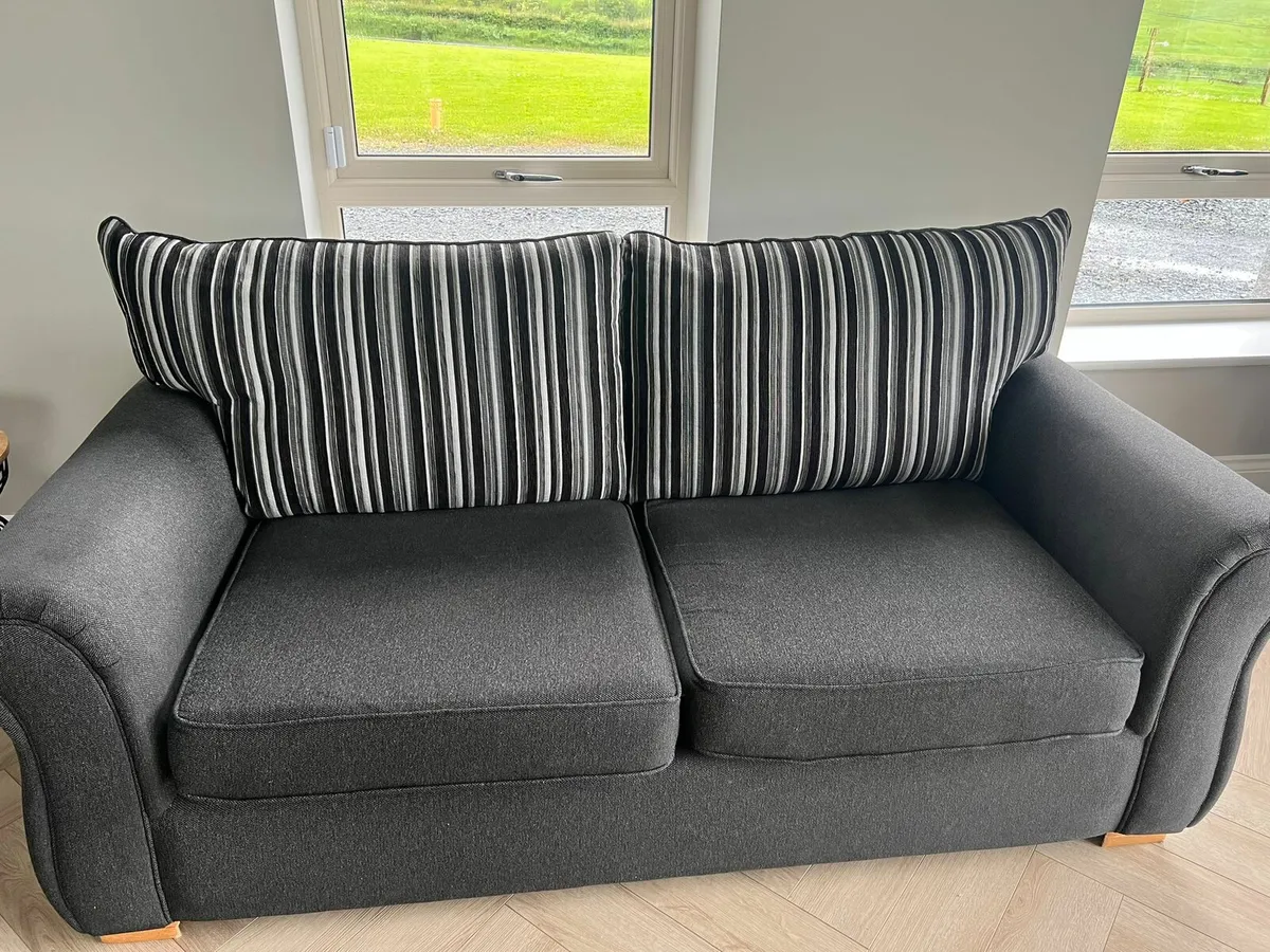 3 Seater Couch and Corner Seat - Image 4