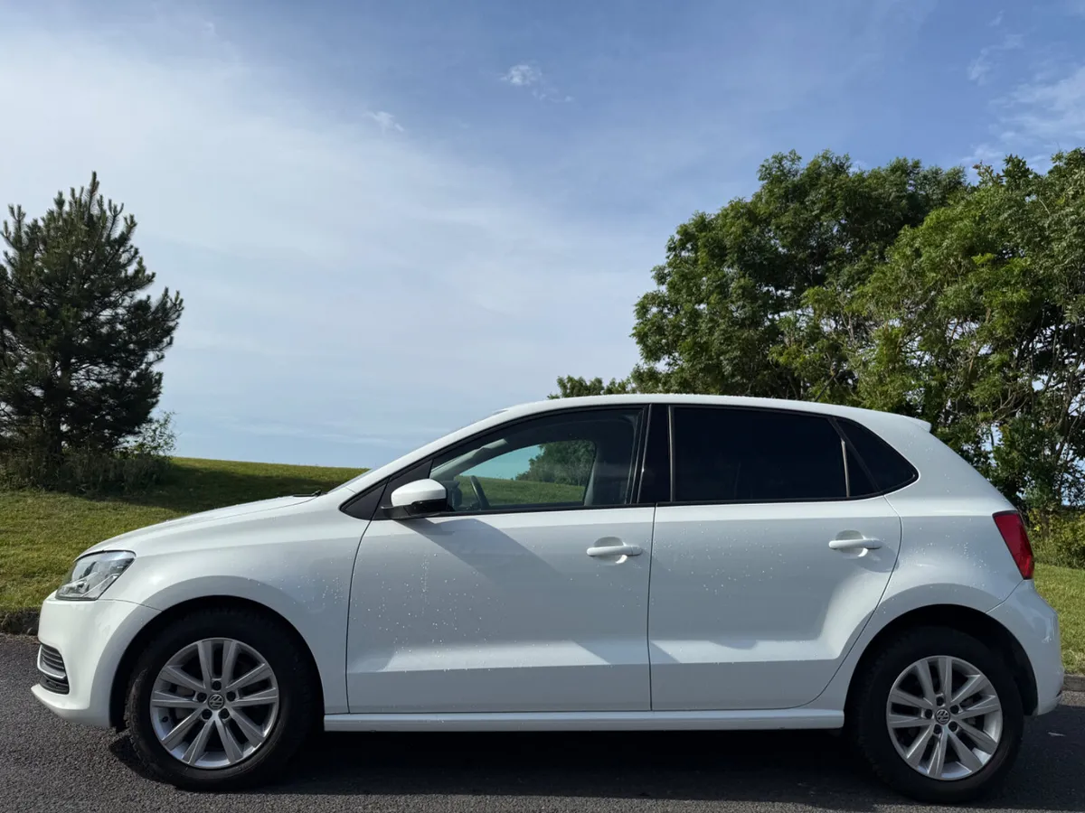 1.2 TSI Reversing Camera - Image 4