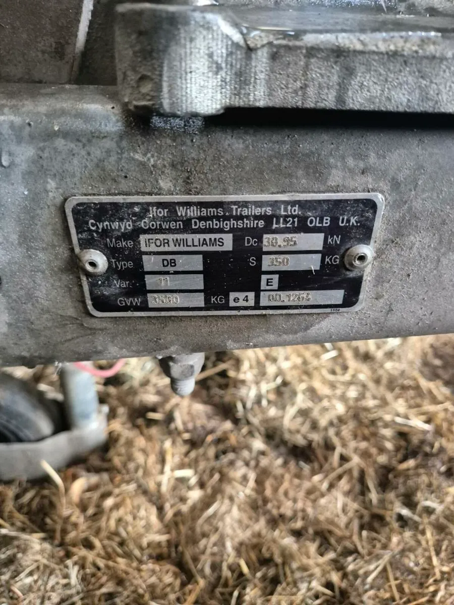 Ifor williams 10x5.5 flat trailer - Image 4