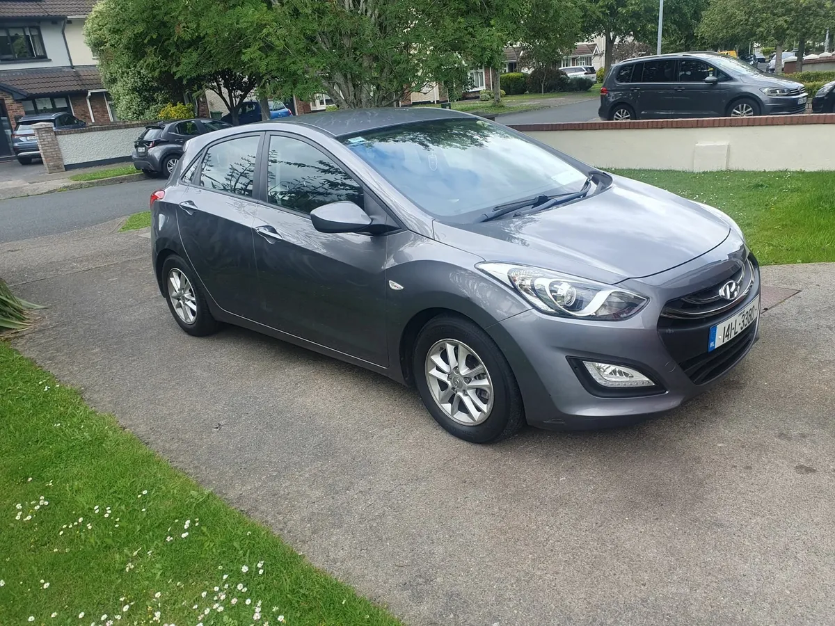 Hyundai i30 2014 automatic - Image 2