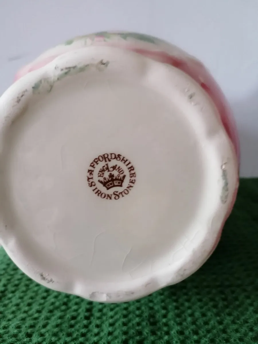 Pink Staffordshire Ironstone Vintage Vases - Image 4