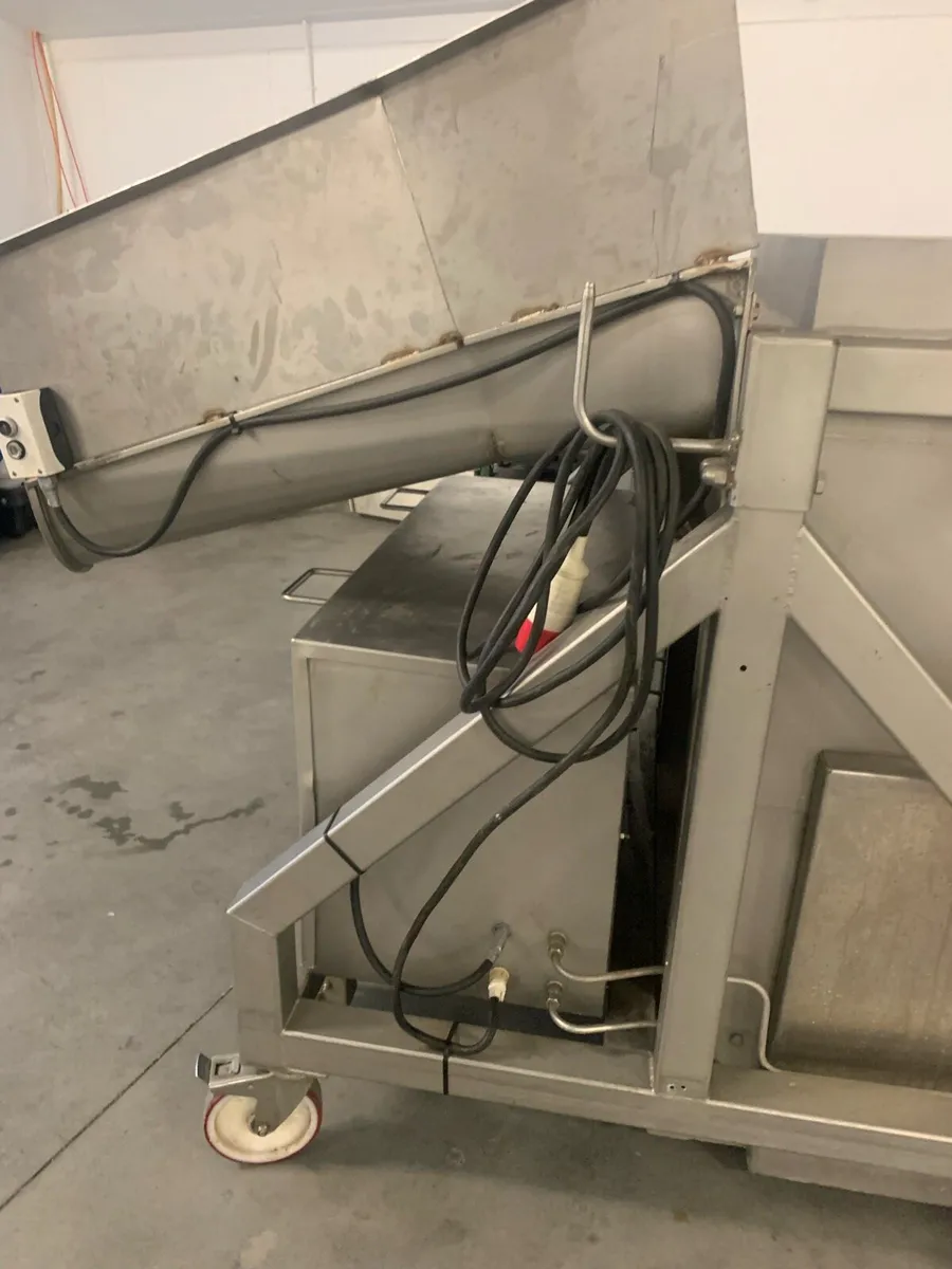 Dolav Bin Tipper Tilter - Image 4
