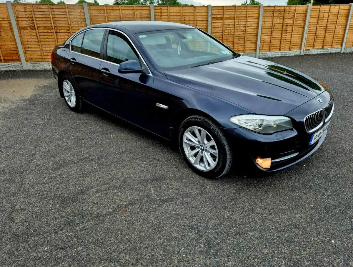 2010 BMW 520D - Image 1