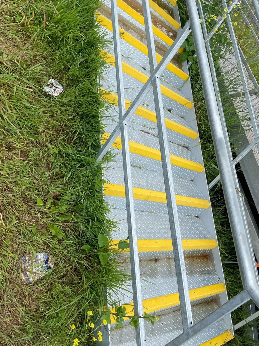 galvanised steel stairs - Image 4