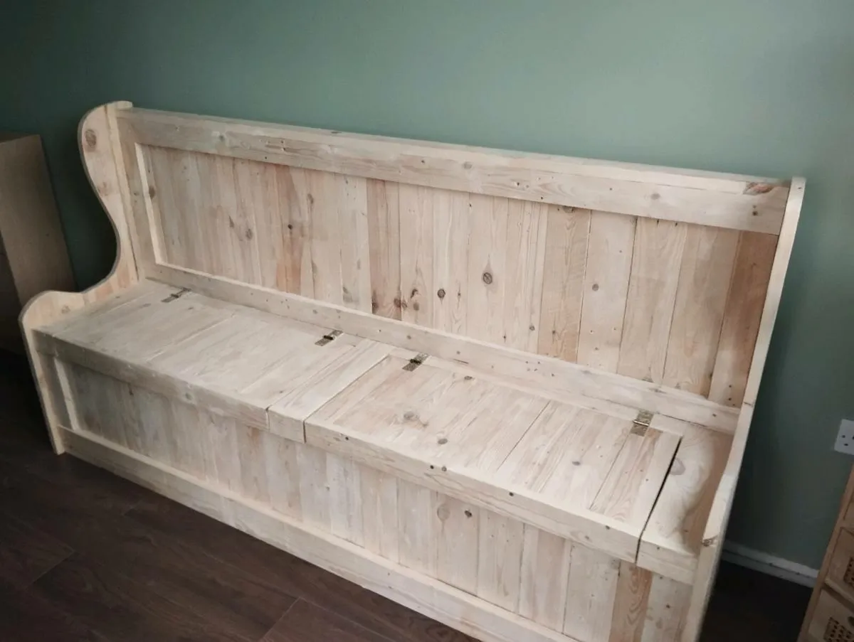 Handmade rustic corner seating - Image 3