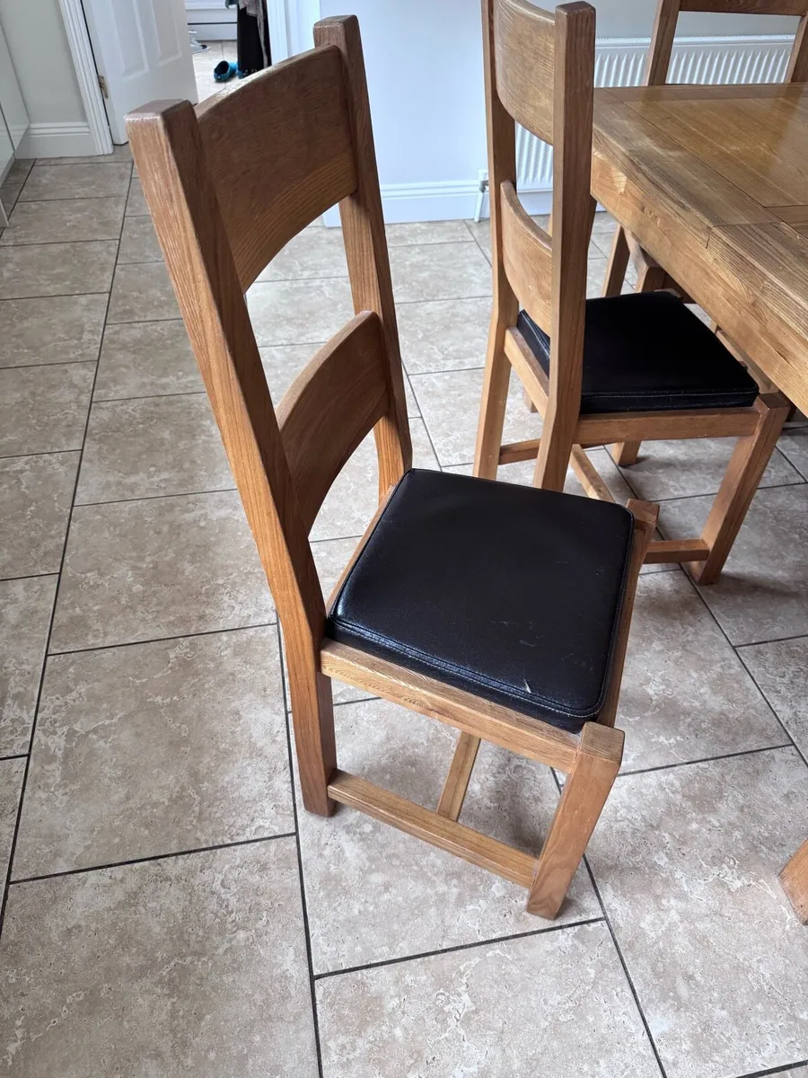 Kitchen table - Image 2