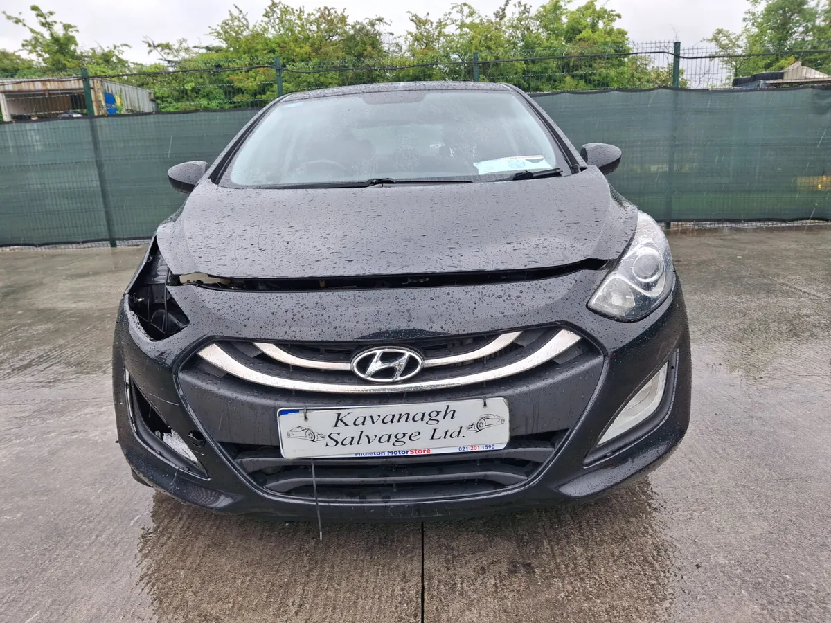 2014 Hyundai i30  1.6 Diesel - Image 3