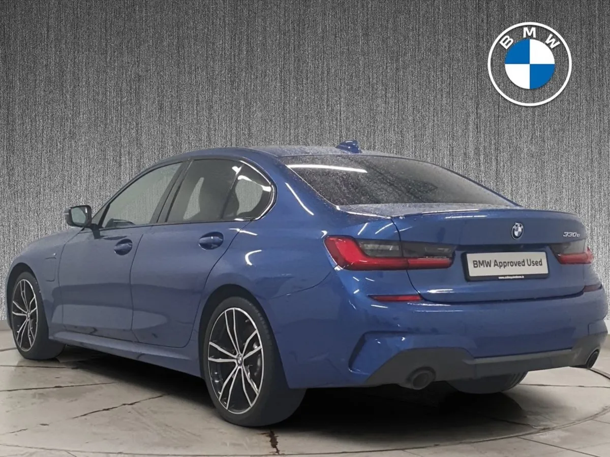 BMW 3 Series 330e M Sport - Image 3
