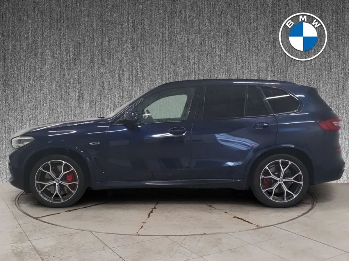 BMW X5 Xdrive45e M Sport PAN Roof / PRO / Comfort - Image 4