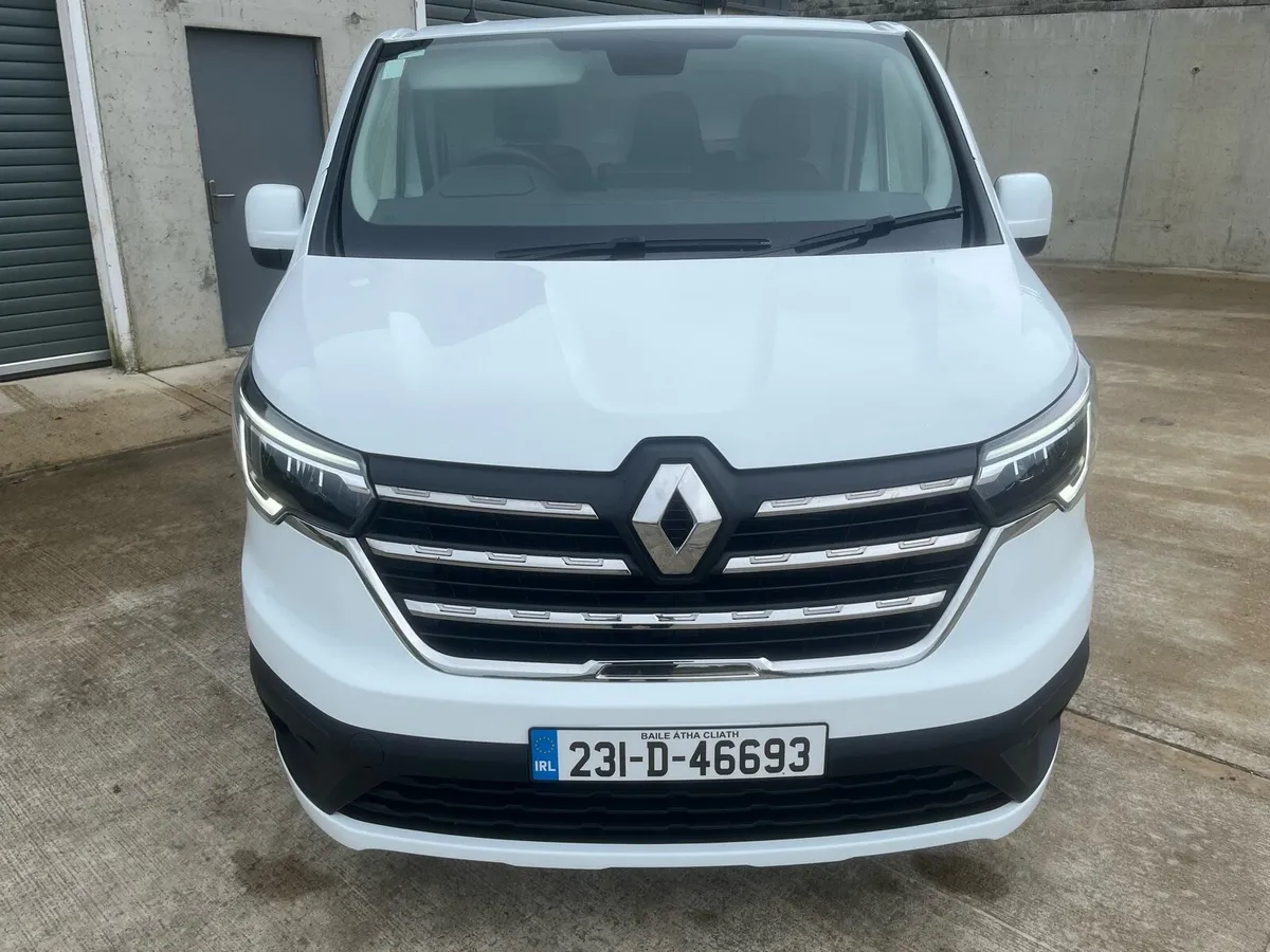 (231) Renault Trafic Ll30 Business Plus 2023 - Image 2