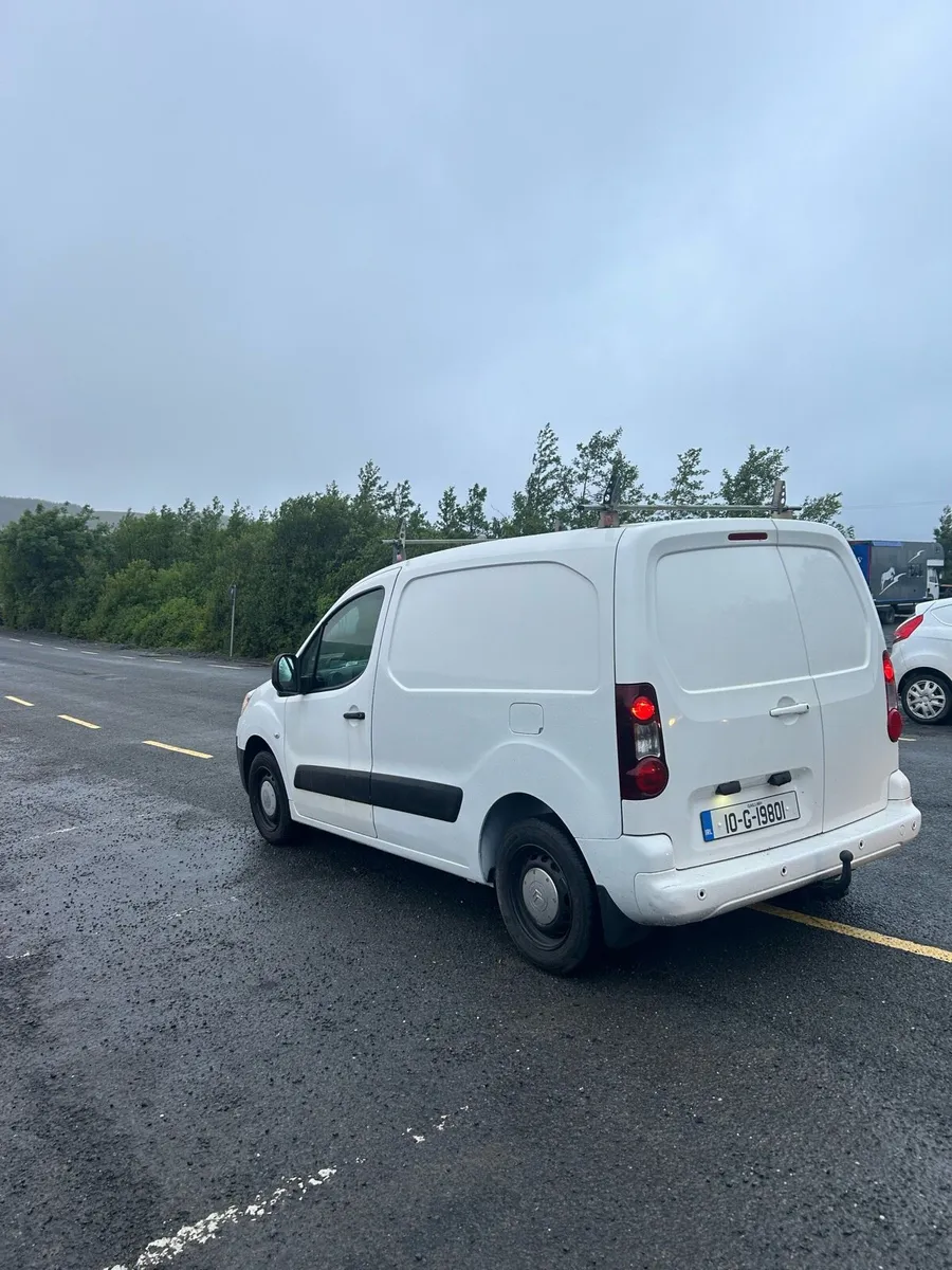 Peugeot Partner Van - Image 3