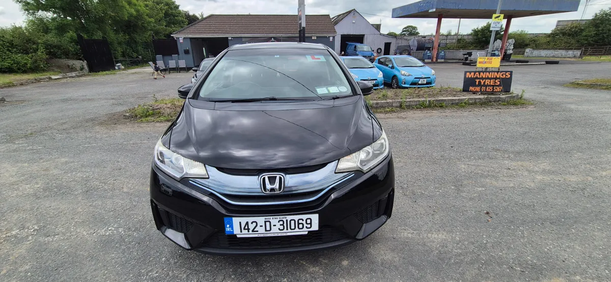 Honda Fit 2014 AUTOMATIC HYBRID - Image 1