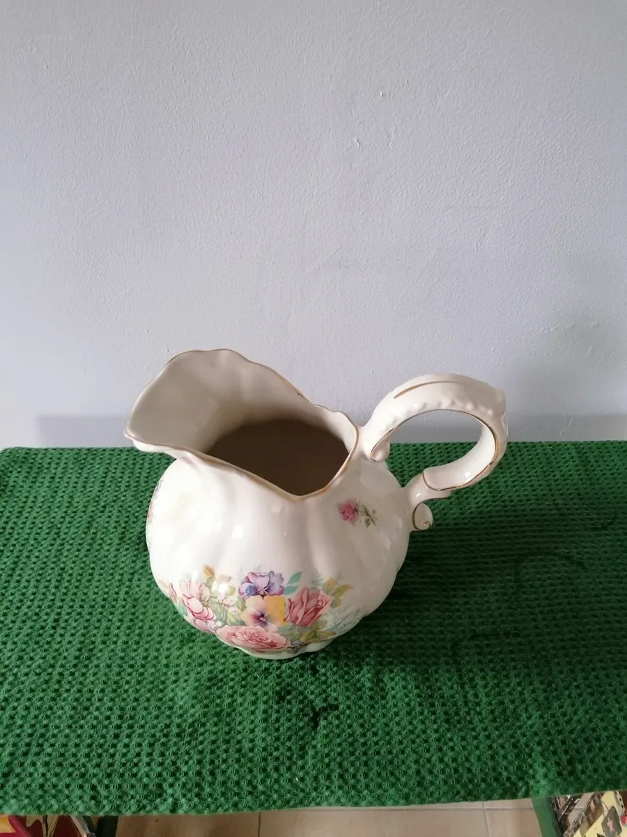 Porcelain Jug - Image 1