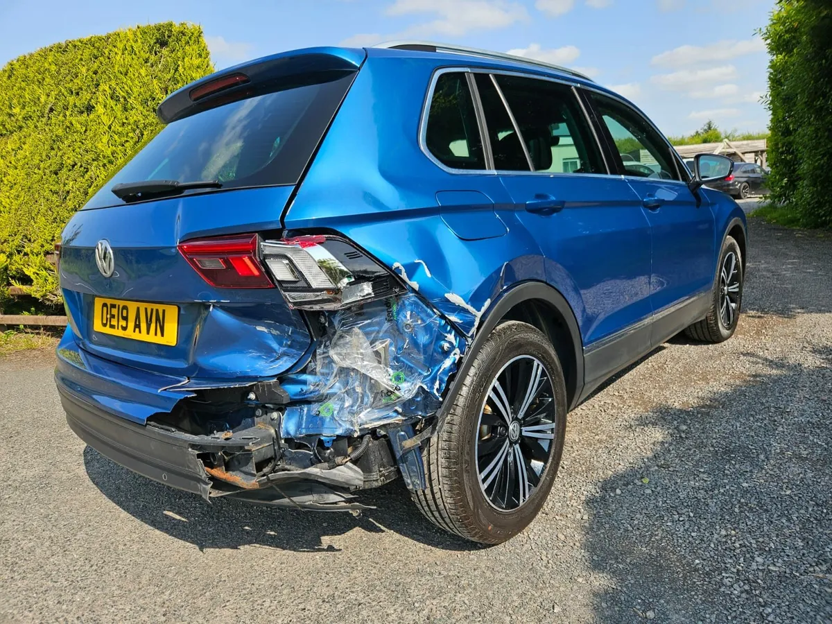 2019 VW Tiguan SE Nav - Image 4