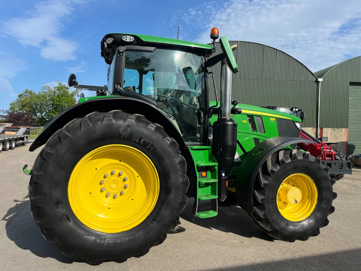 John Deere 6R215 - Image 3