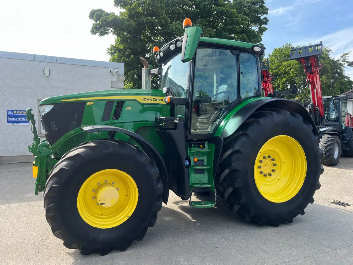 John Deere 6R215 - Image 1