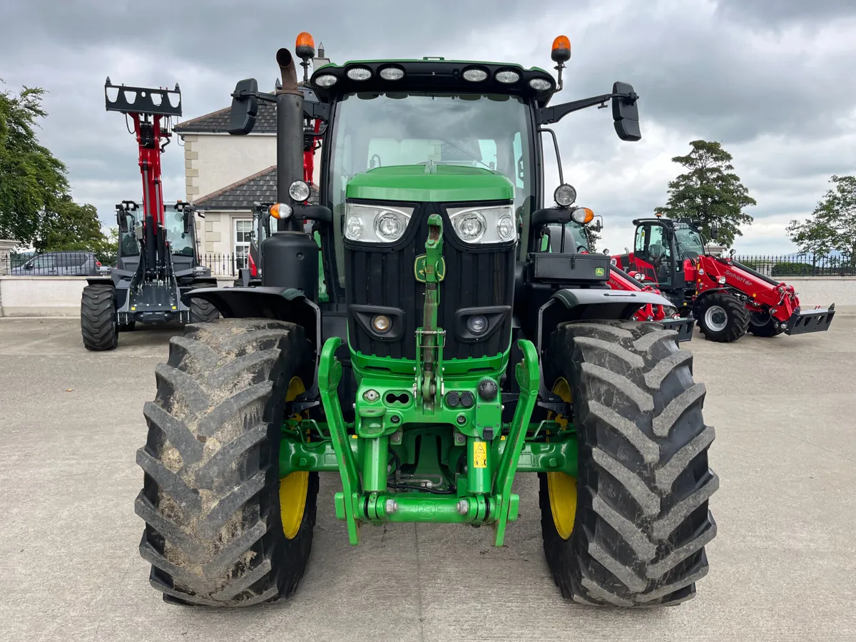 John Deere 6R215 - Image 4