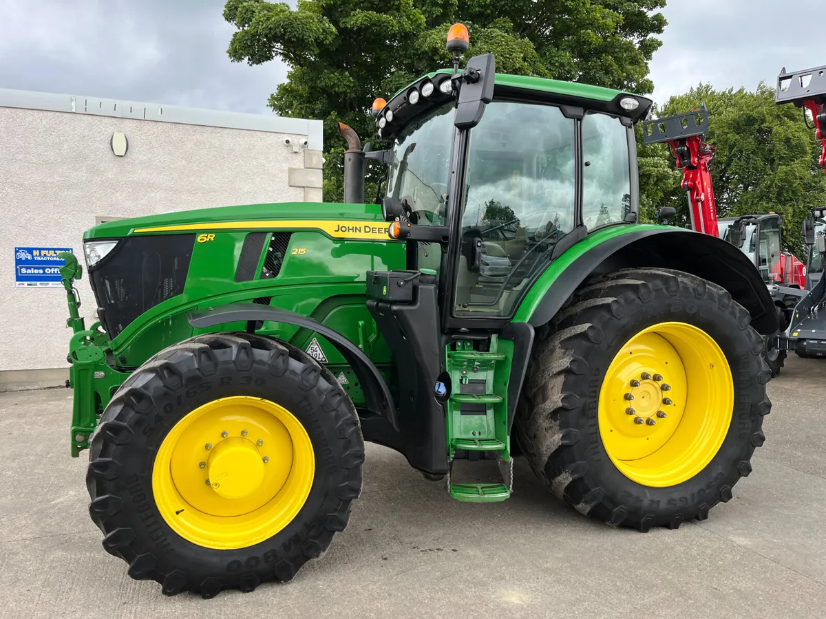 John Deere 6R215 - Image 1