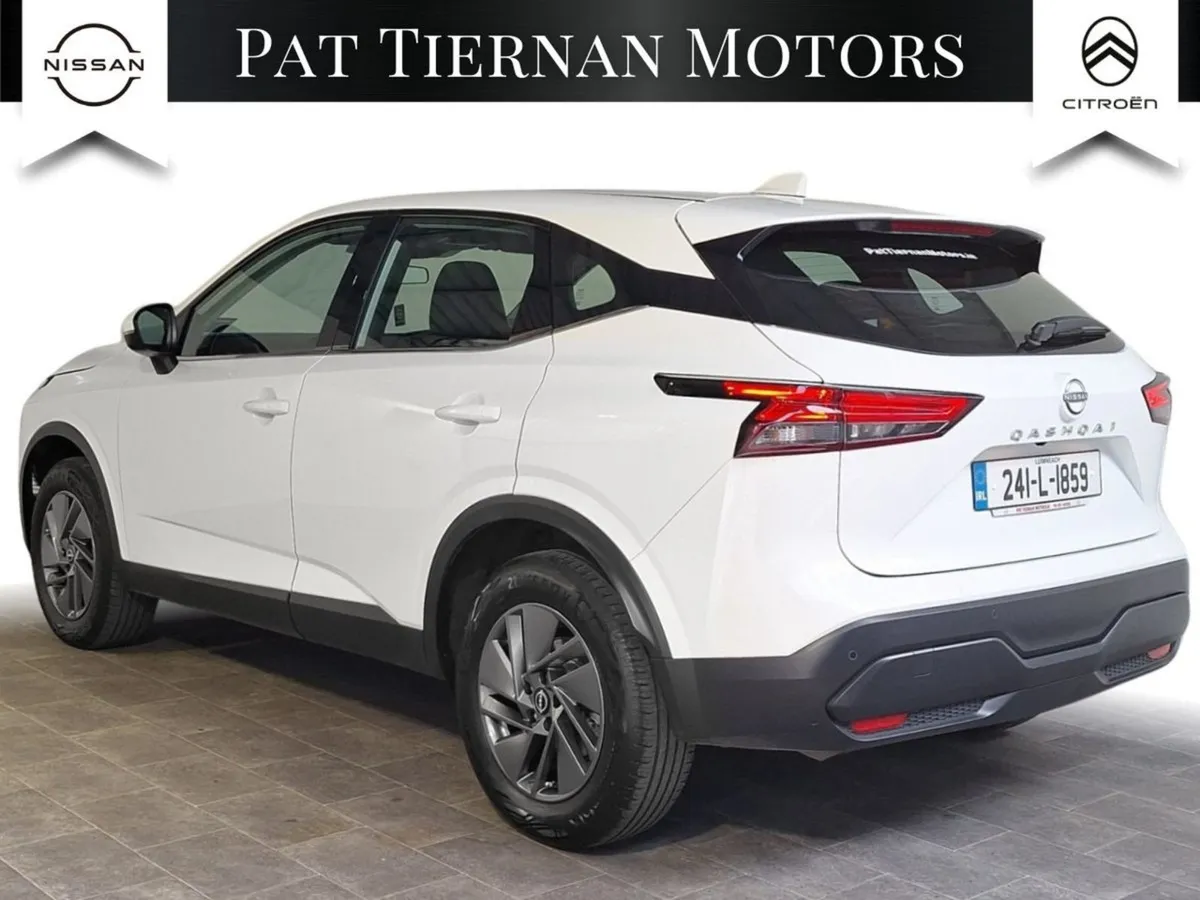 Nissan QASHQAI 1.3 PET Mild Hybrid SV - Image 3