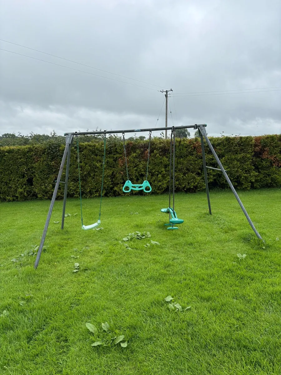 Swing - Image 1