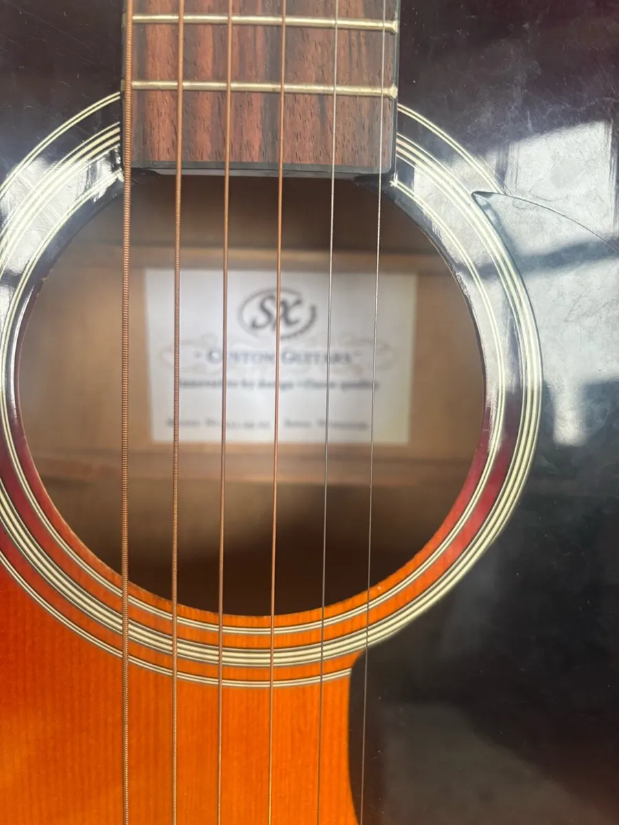Guitar - Image 3