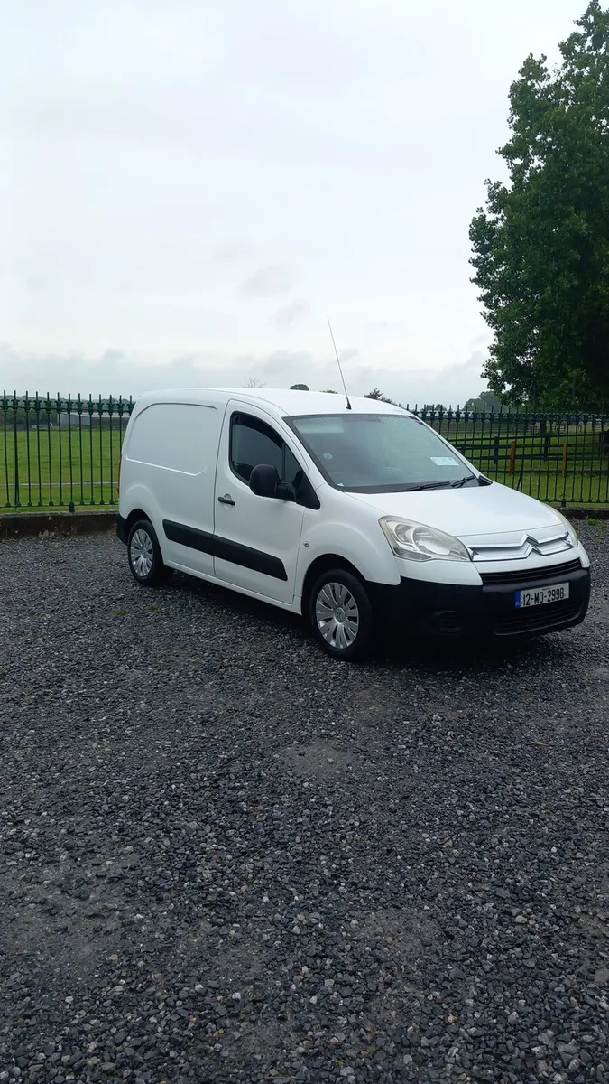 Citroen berlingo 2012 doe 12/25. 3 seats - Image 3