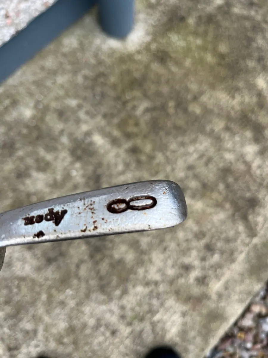 Golf 8 iron - Image 3