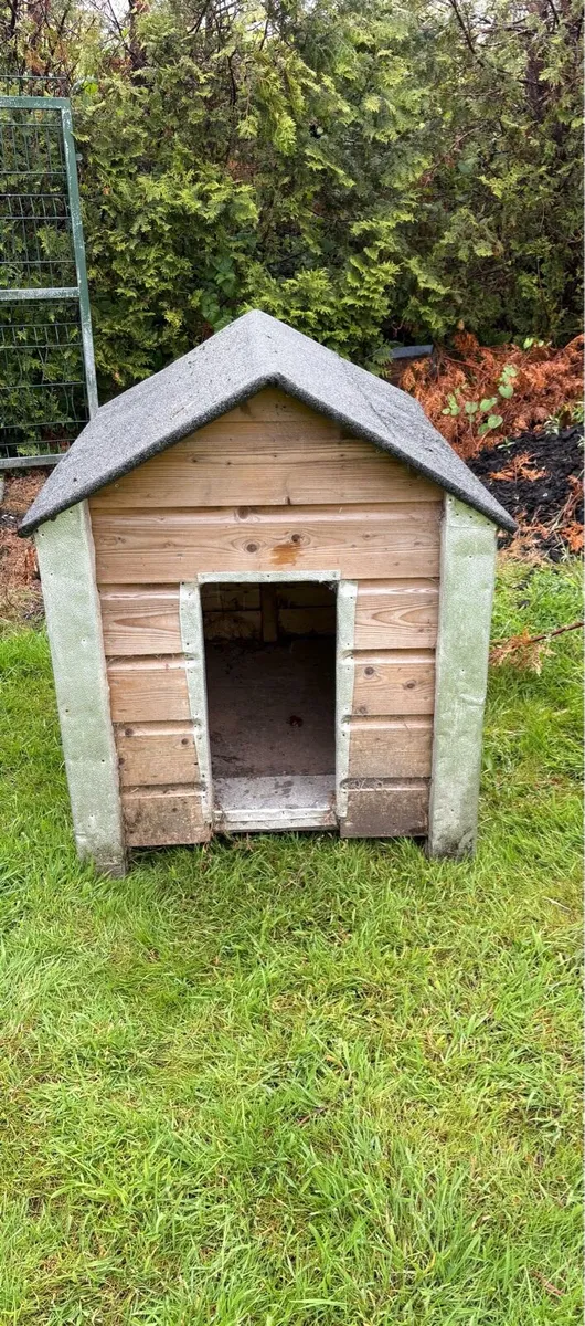 Dog House - Image 1