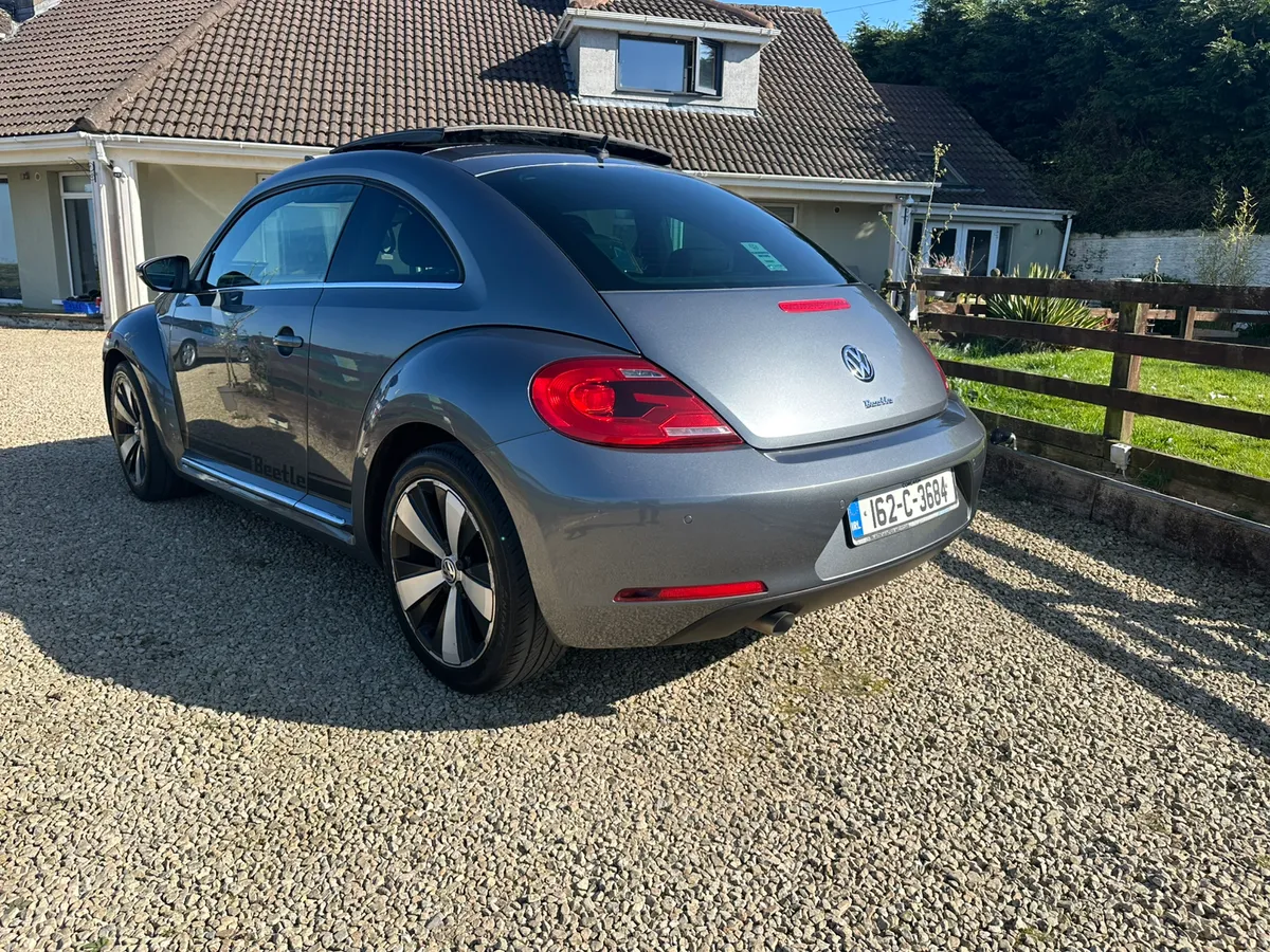 VW Beetle 2.0 D Excellent Condition 2016 - Image 3