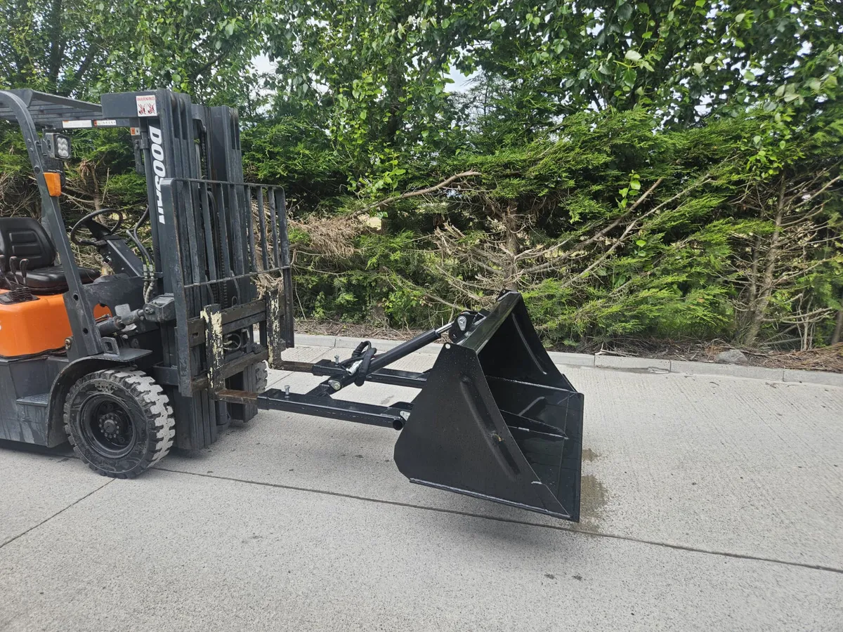 Forklift Hydraulic Bucket - Image 3