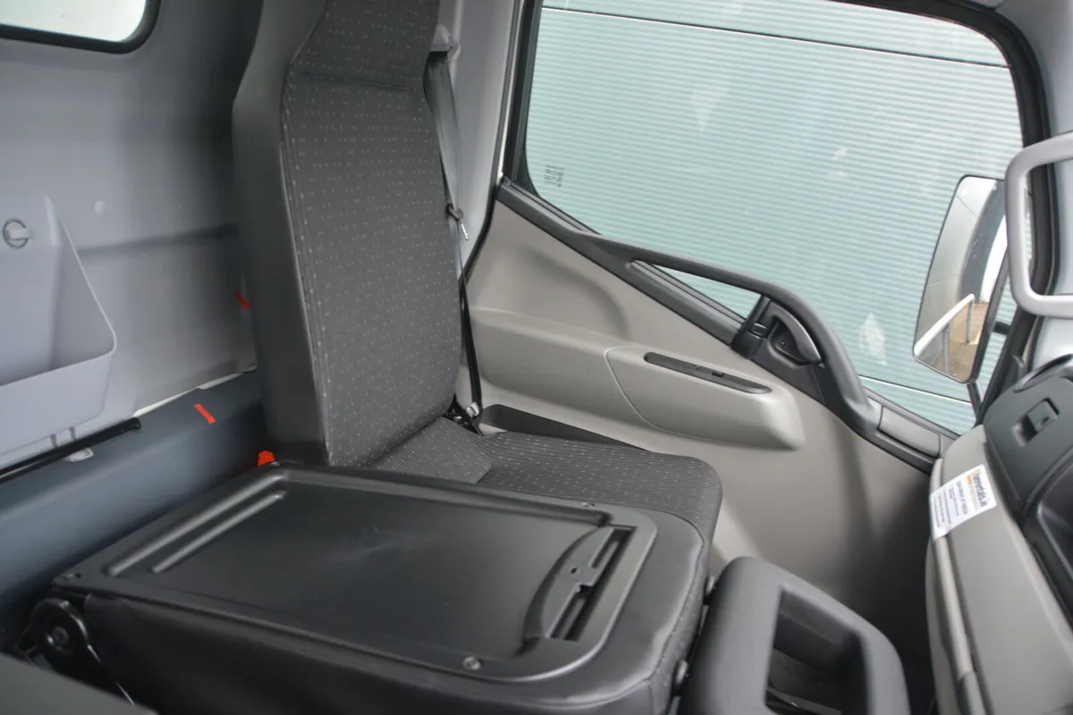 Fuso Canter Box & Lift # HIRE 2-4yrs Service incl - Image 4