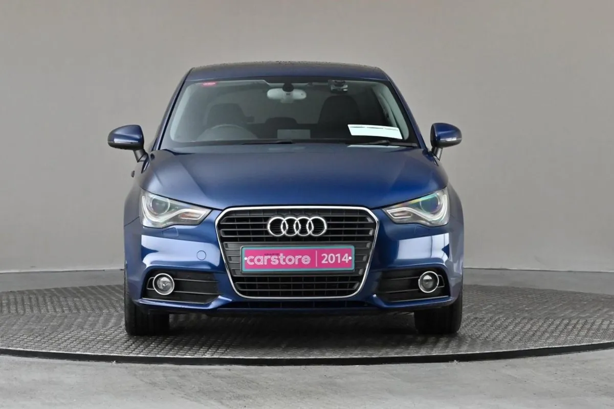 Audi A1 1.4tfsi S-tronic full Leather reverse Cam - Image 2