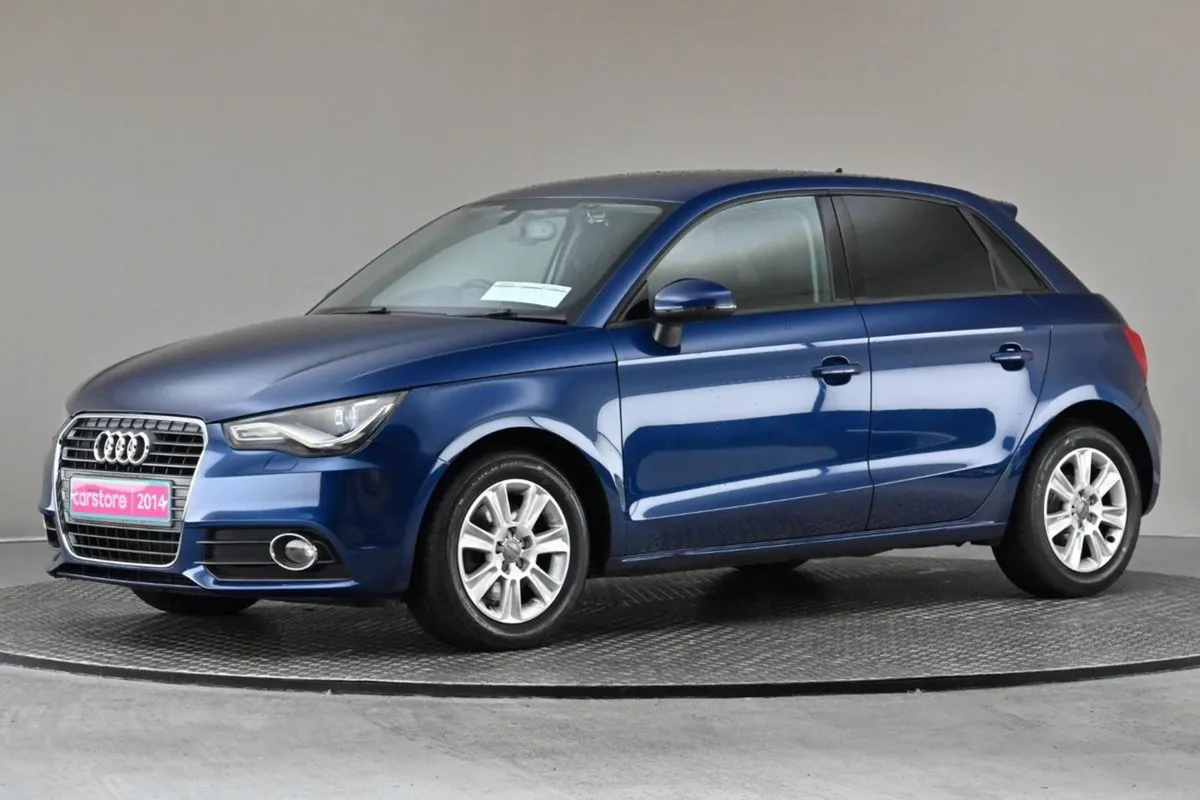 Audi A1 1.4tfsi S-tronic full Leather reverse Cam - Image 4