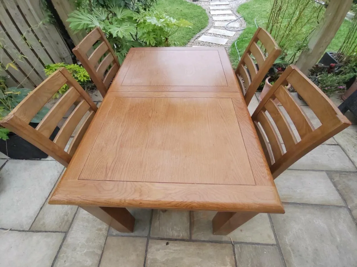 Kitchen dining table - Image 3