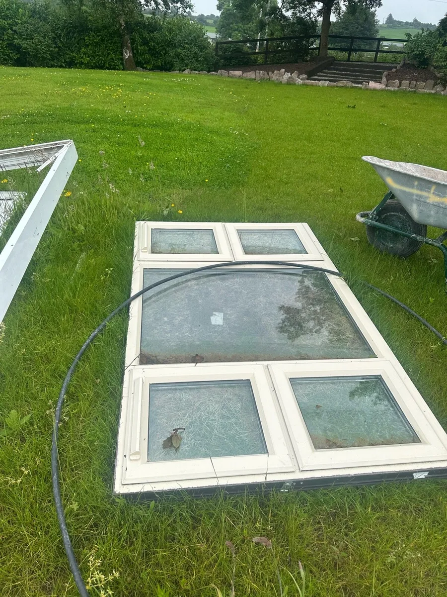 Windows & guttering - Image 2