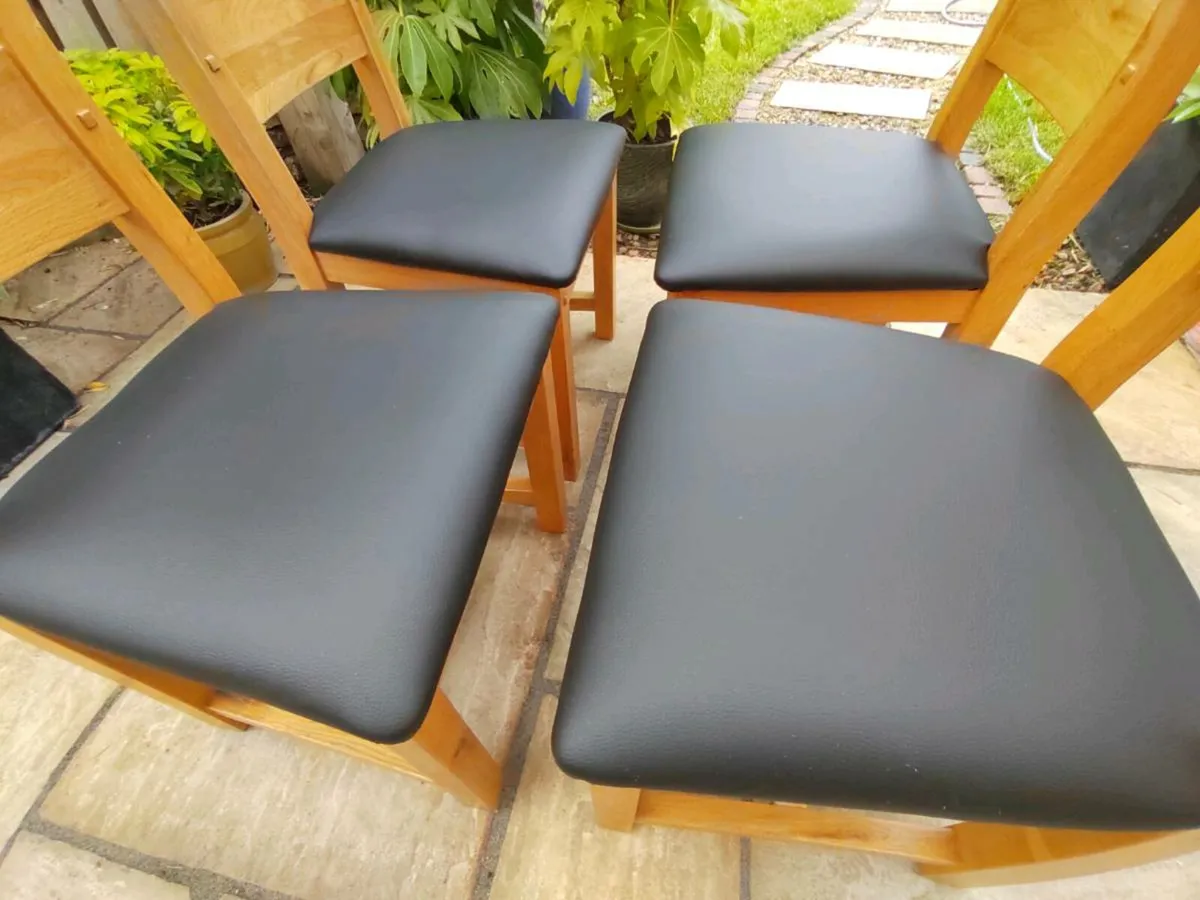4 kitchen dining chairs - Image 3