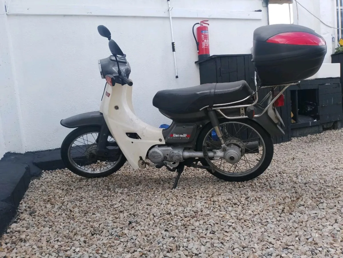 Motorbike - Image 3