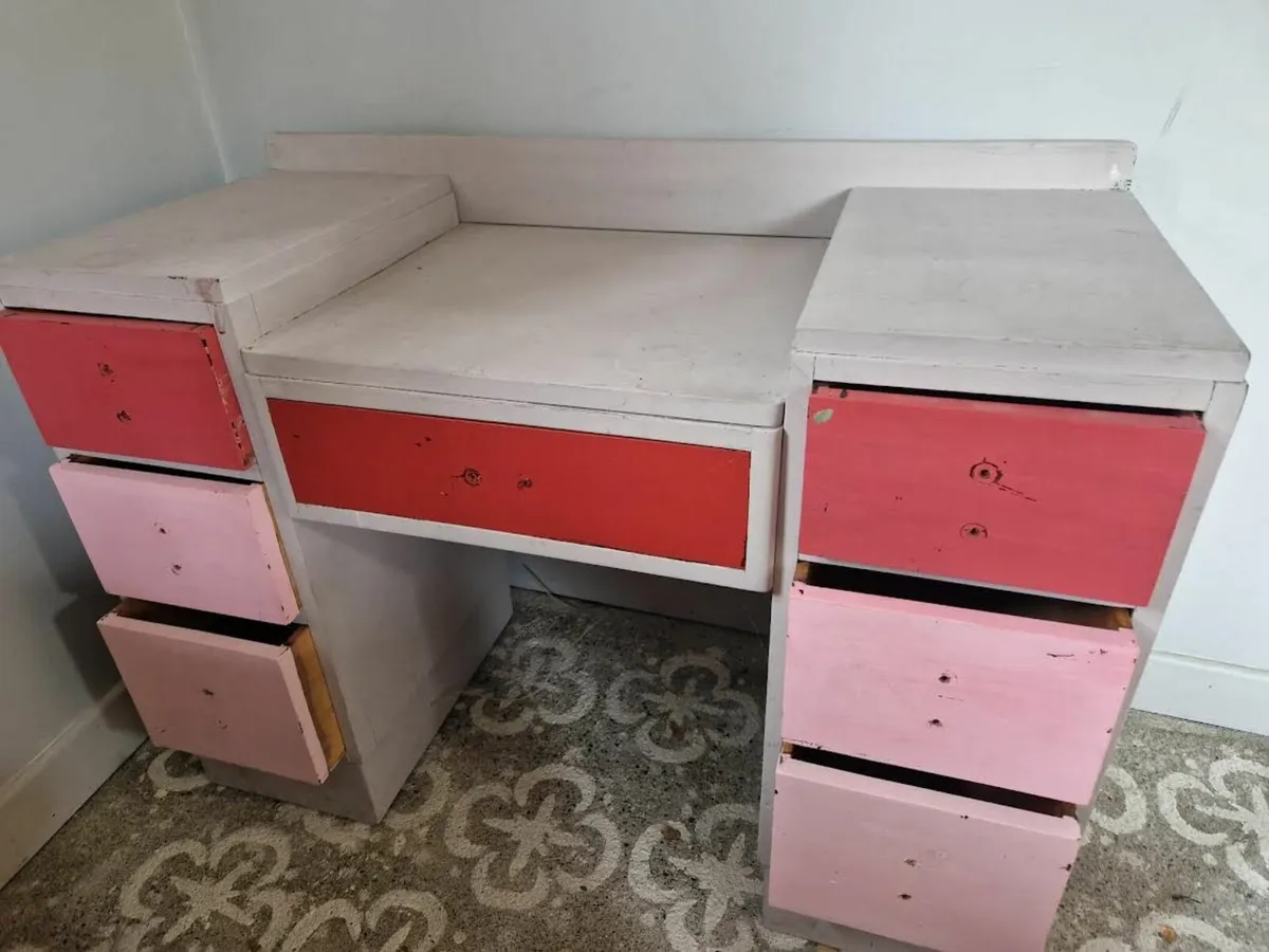 Desk