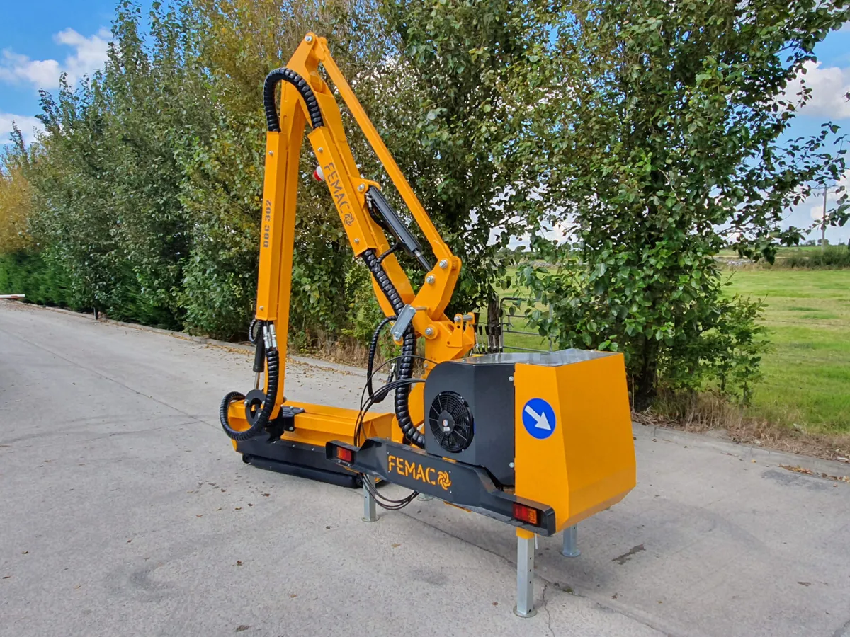 FEMAC DOC 302P HEDGE CUTTER - Image 4