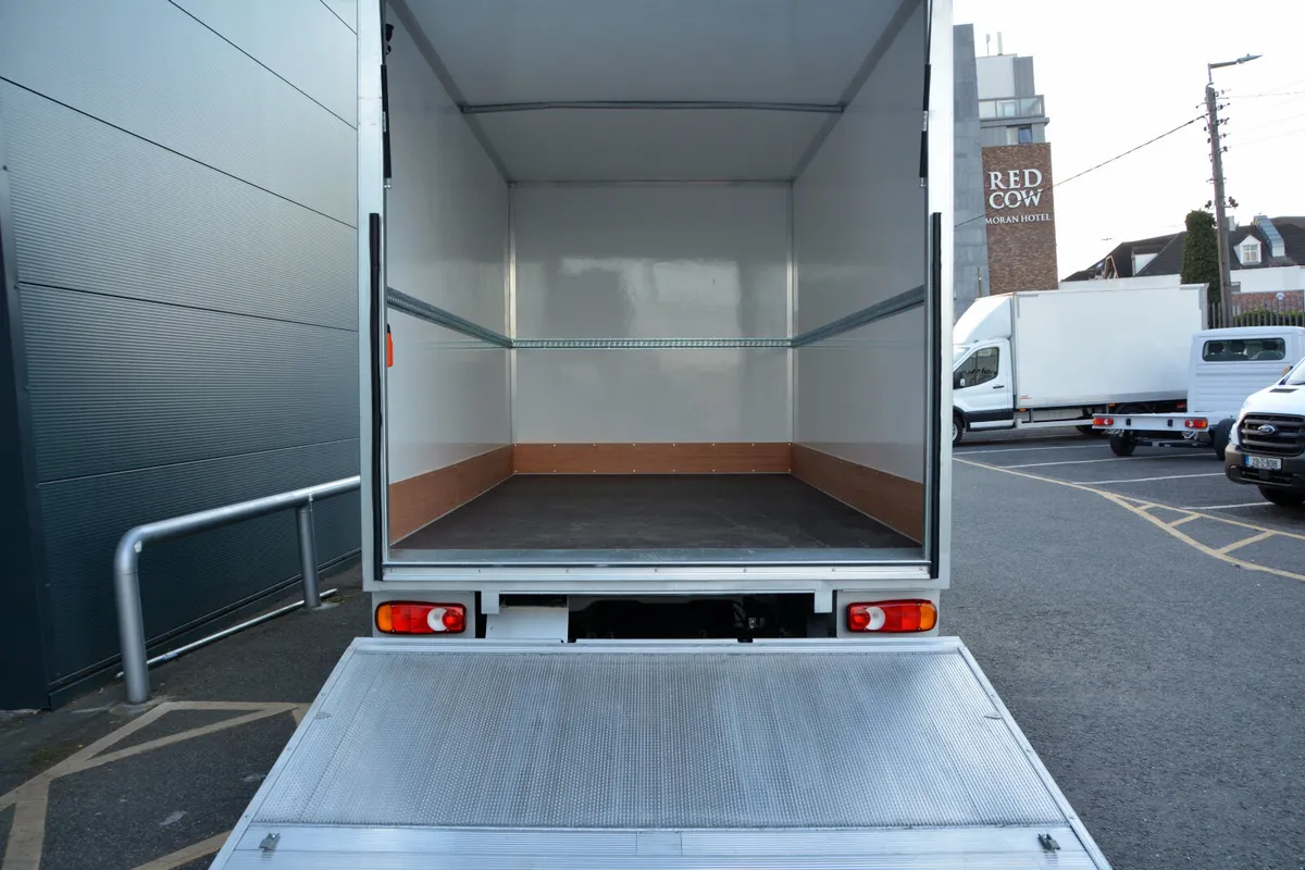 Ford Transit Box & Lift # 6 pallet capacity - Image 2